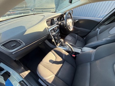 2019 Volvo V40 - photo 46