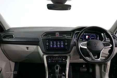 2023 Volkswagen Tiguan - photo 19