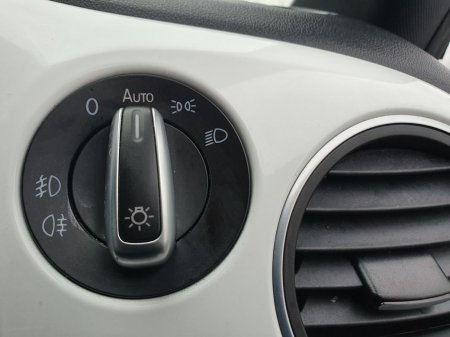 2017 Volkswagen Beetle - photo 14