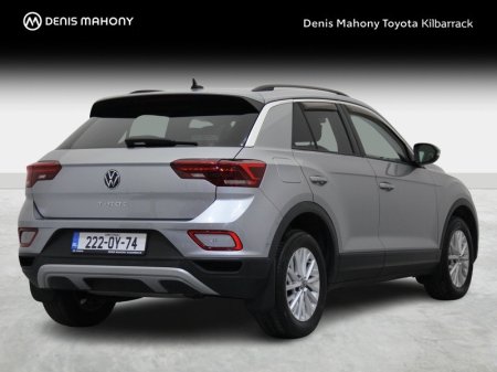 2022 Volkswagen T-Roc - photo 2