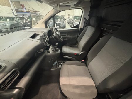 2021 Toyota Proace City - photo 11