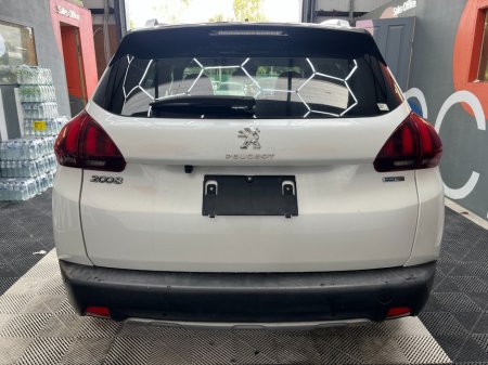 2017 Peugeot 2008 - photo 4
