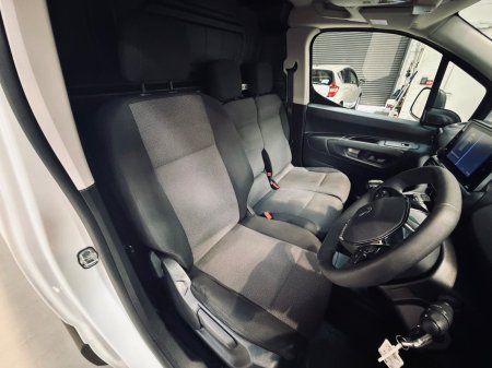 2023 Peugeot Partner - photo 9