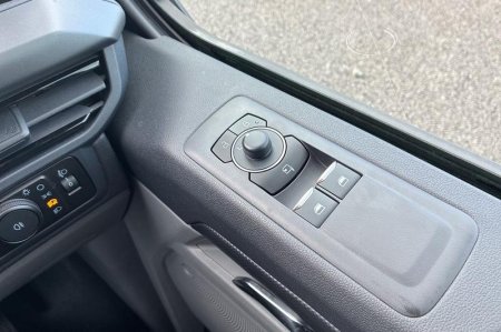 2026 Ford Transit Custom - photo 37