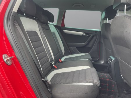2015 Volkswagen Passat - photo 11
