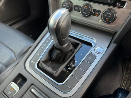 2019 Volkswagen Passat - photo 27
