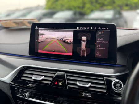 2022 BMW 5-Series - photo 18