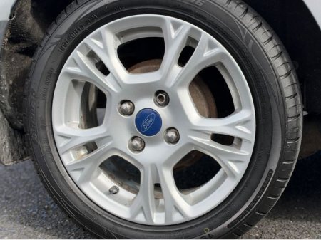 2014 Ford Fiesta - photo 7