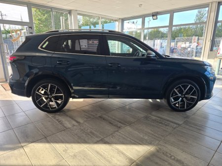 2025 Volkswagen Tiguan - photo 3