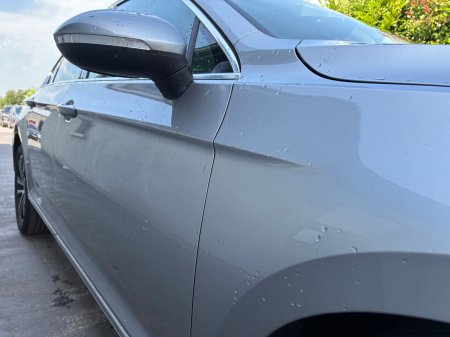 2020 Volkswagen Passat - photo 8