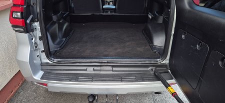 2020 Toyota Land Cruiser - photo 8