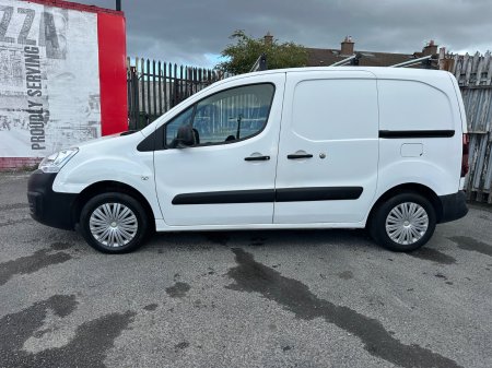 2018 Peugeot Partner - photo 29