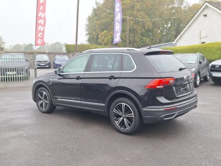 2023 Volkswagen Tiguan - photo 4