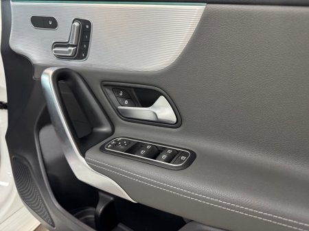 2019 Mercedes-Benz A-Class - photo 12