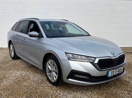 2021 Skoda Octavia - photo 2