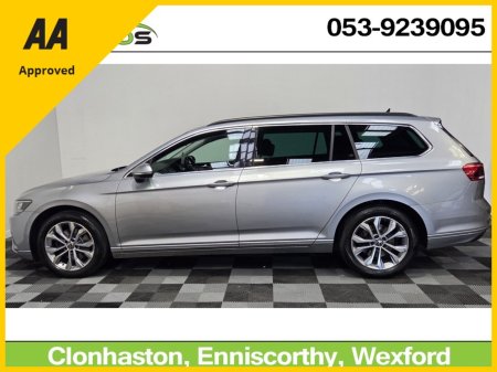 2022 Volkswagen Passat - photo 3
