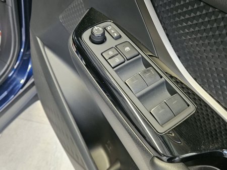 2021 Toyota C-HR - photo 9