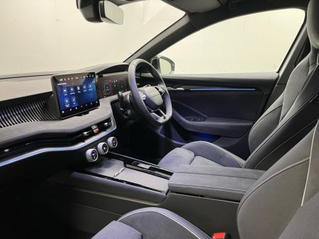 2026 Skoda Superb - photo 4
