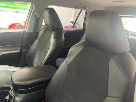 2020 Toyota RAV4 - photo 14