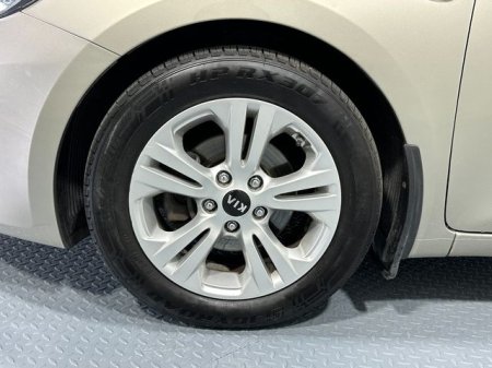 2016 Kia Ceed - photo 24