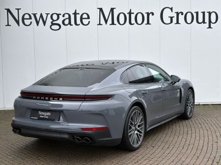 2025 Porsche Panamera - photo 5