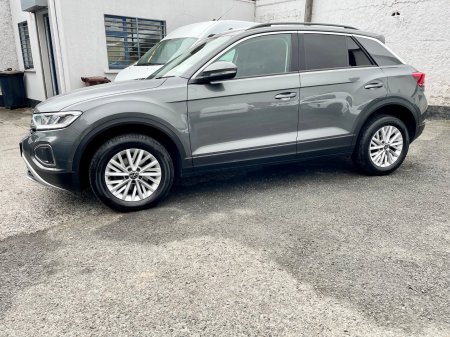 2023 Volkswagen T-Roc - photo 26