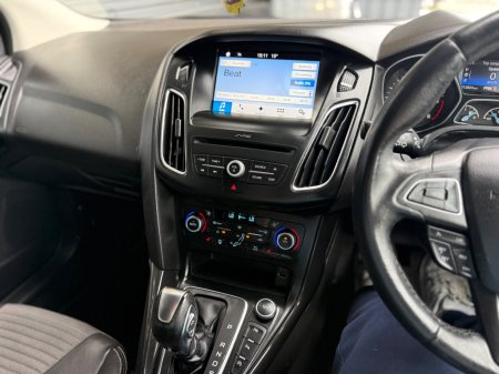 2017 Ford Focus - photo 15
