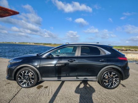 2023 Kia XCeed - photo 4