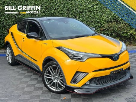 2019 Toyota C-HR 1.8 HYBRID AUTO // SERVICE HISTORY // 19" ALLOYS // REVERSE CAMERA // PARKING SENSORS