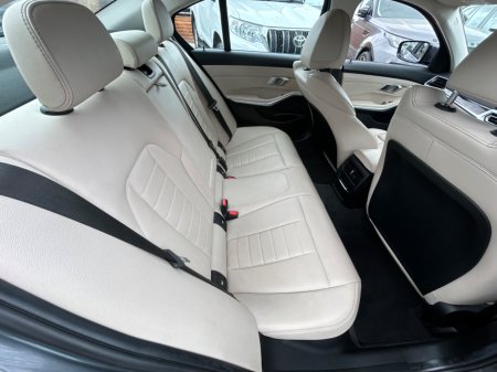 2019 BMW 3-Series - photo 14