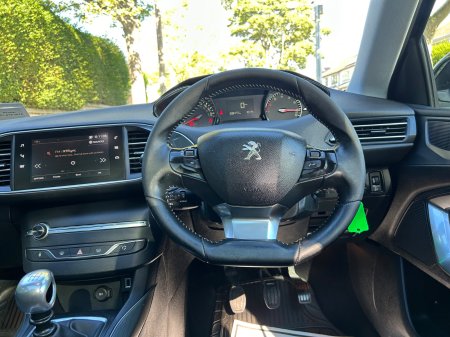 2017 Peugeot 308 - photo 20