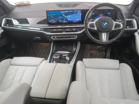 2024 BMW X5 - photo 4