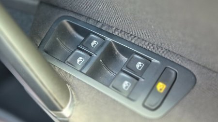 2019 Volkswagen Golf - photo 27