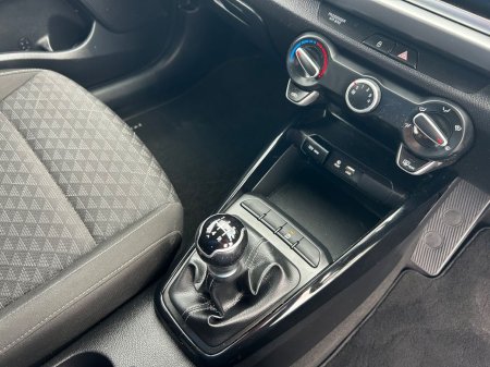 2018 Kia Rio - photo 18