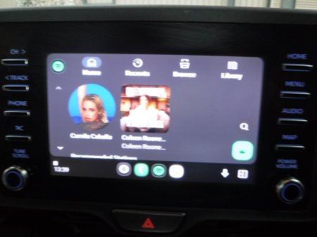 2021 Toyota Yaris - photo 19
