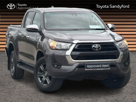 2023 Toyota Hilux 2.4 SR5 DOUBLE CAB // REAR CAMERA // B:UETOOTH // AIR CON // REAR DECK LINER & DECK COVER // PRICE I