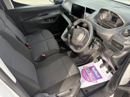 2021 Peugeot Partner - photo 12