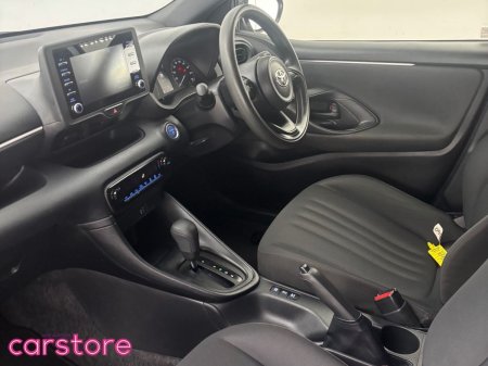 2021 Toyota Yaris - photo 12