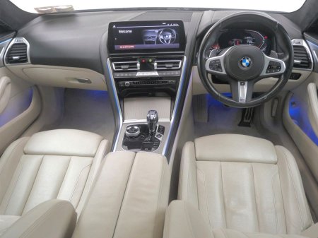 2022 BMW 8-Series - photo 4