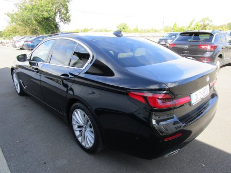 2021 BMW 5-Series - photo 7