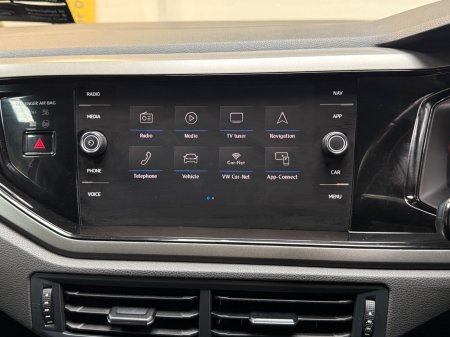 2020 Volkswagen Polo - photo 17