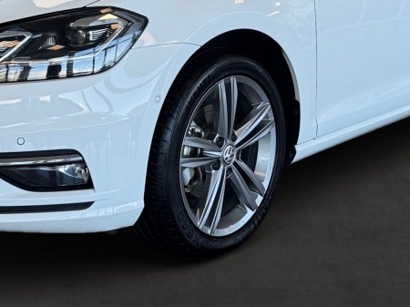 2020 Volkswagen Golf - photo 10