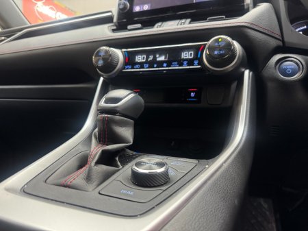 2021 Toyota RAV4 - photo 10