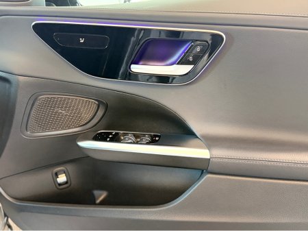 2026 Mercedes-Benz C-Class - photo 4
