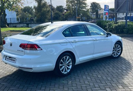 2016 Volkswagen Passat - photo 9