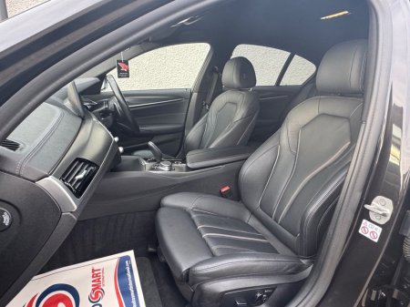 2021 BMW 5-Series - photo 11