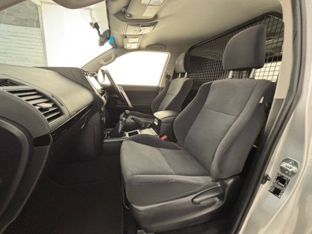 2022 Toyota Land Cruiser - photo 6