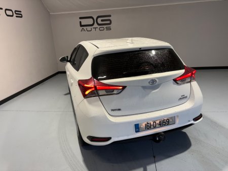 2016 Toyota Auris - photo 5