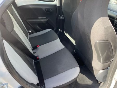 2015 Toyota Aygo - photo 8