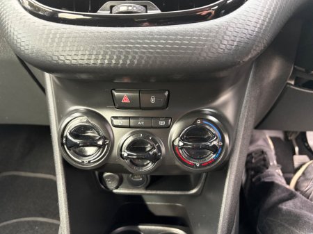 2019 Peugeot 208 - photo 20